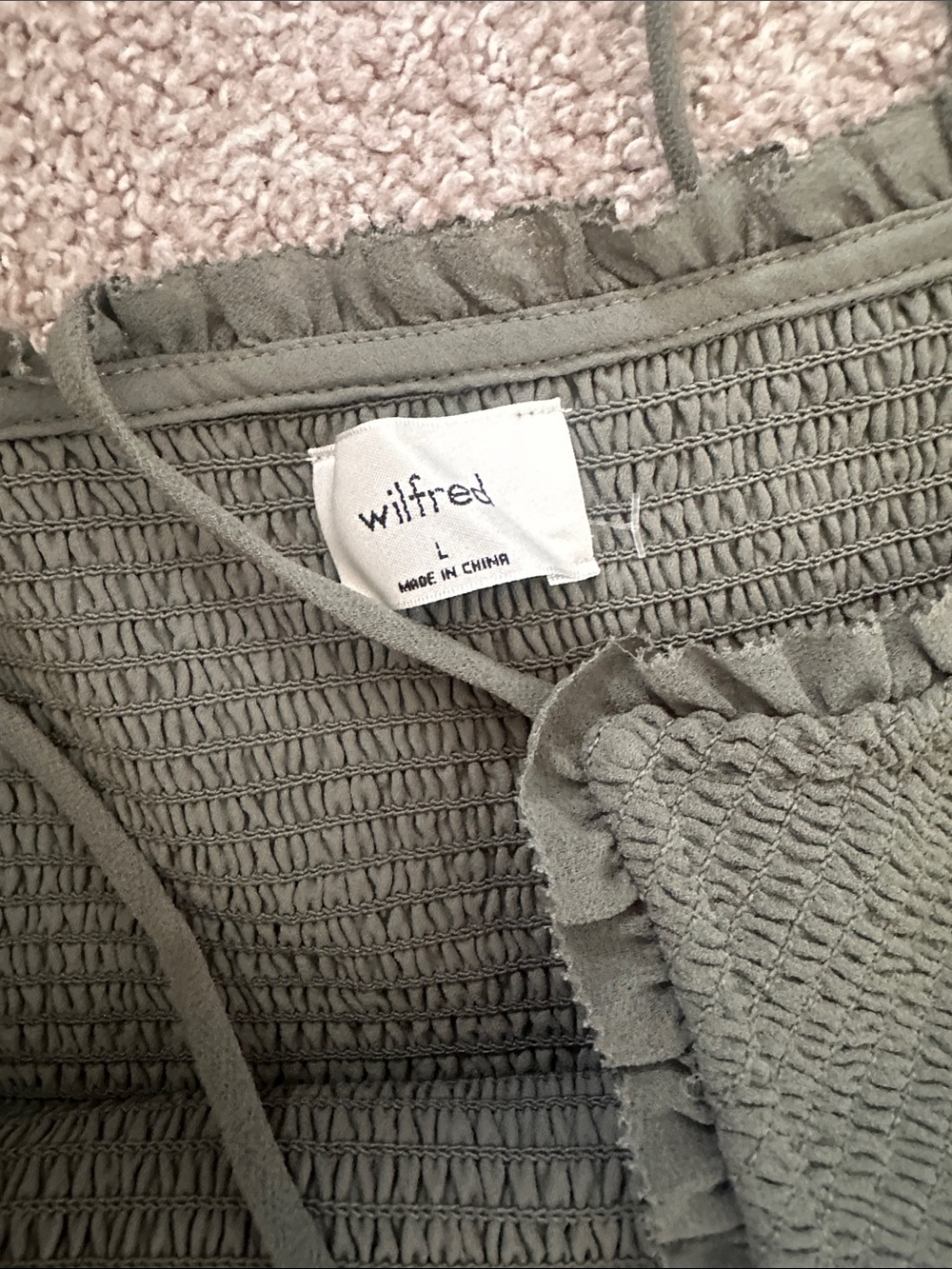 Aritzia midi dress - Picture 2 of 3